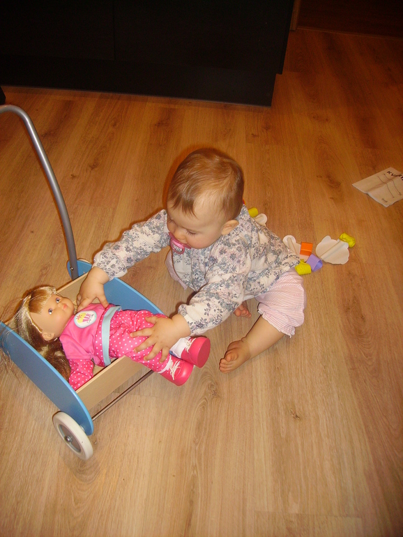 Полине ГОД!!!!