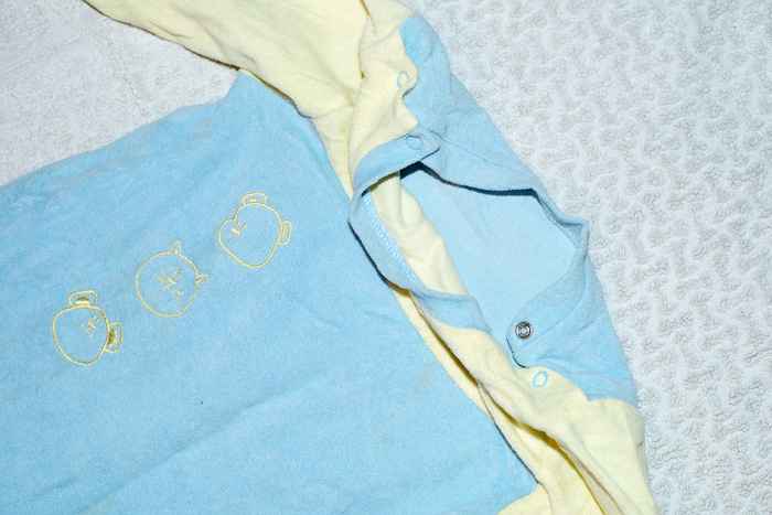 Разобрала детские вещи, всё на продажу. И немного взрослых вещей тоже (в конце списка).