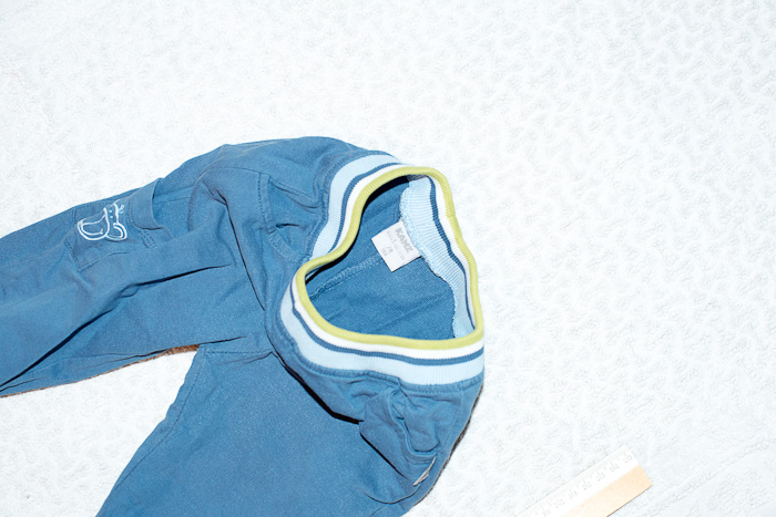 Разобрала детские вещи, всё на продажу. И немного взрослых вещей тоже (в конце списка).