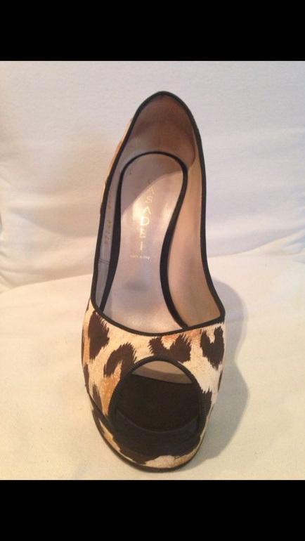 Туфли Casadei, р-р38 в идеале, 7000р ( Регион)