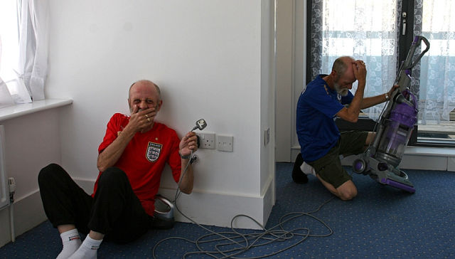 Чтобы у каждого был такой друг в старости))))