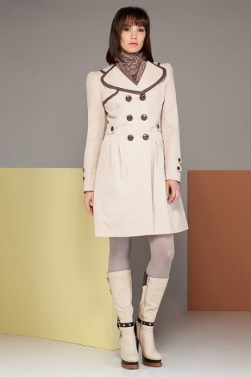 Плащ новый белорусской фирмы Панда,44 р-р,2500