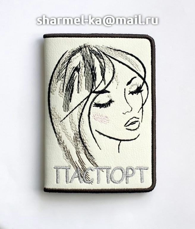 Вышитая обложка на паспорт "Предвкушение"