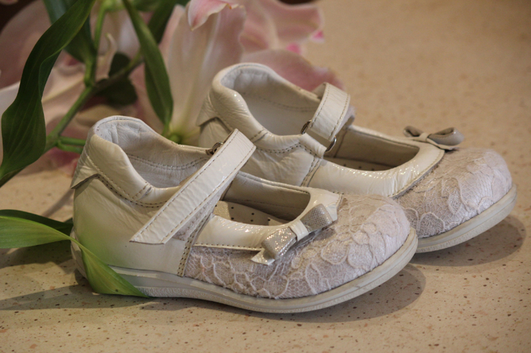 Crocs (С7), Капика (Kapika, разм.23), Minimen (разм.23), PrettyGirl (разм.23)