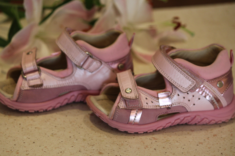 Crocs (С7), Капика (Kapika, разм.23), Minimen (разм.23), PrettyGirl (разм.23)