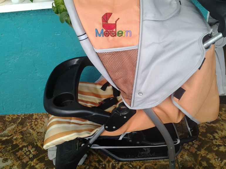 Продам коляску