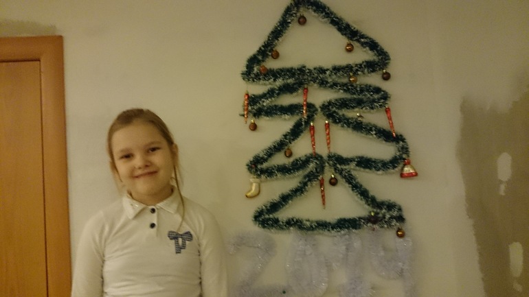 елочка на стене)))