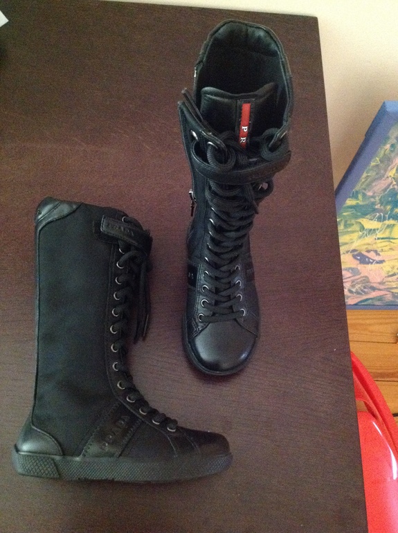Сапоги Prada, размер 23, Красноярск, 7000