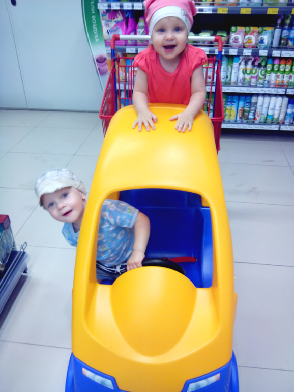 Про садик и немного фоточек))