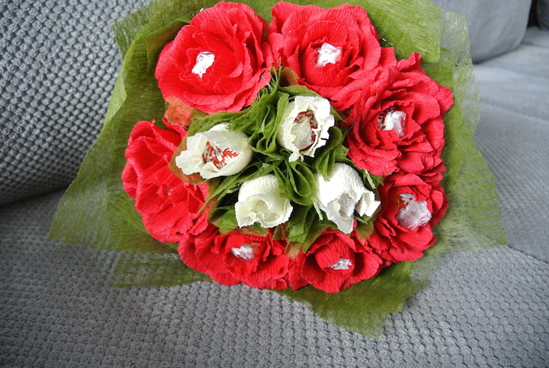 К 8 марта трудилась для знакомых! Делала подарки.