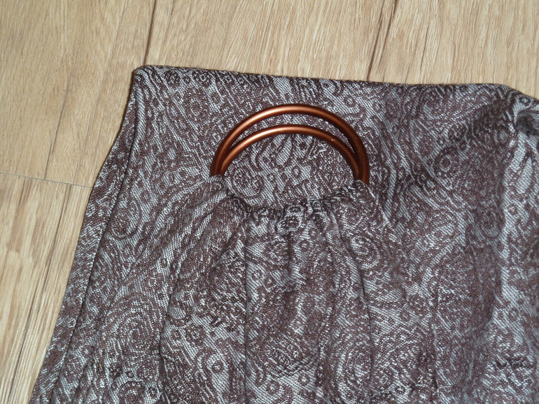 Продам слинг с кольцами Ellevill Paisley Linen Java, 3000 руб.