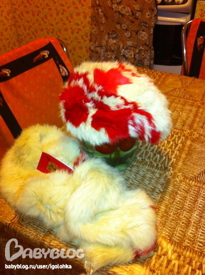 Пристрой. берет и шарф. вязанный кролик.