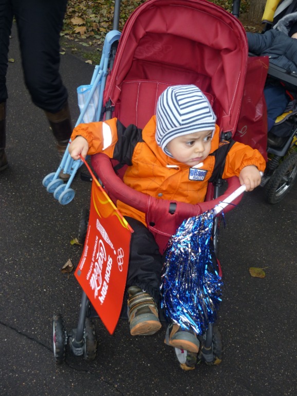 Приняли участие в эстафете Олимпийского огня)))