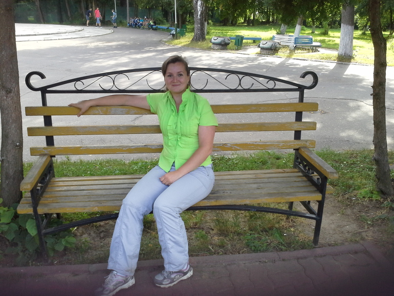 Вот, раз уж такое счастье пришло, что могу грузить фотографии, решила поделиться нашим выпускным)))