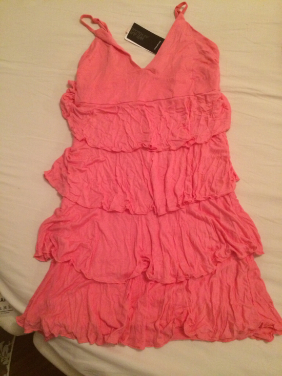 Одежда 42-44-46 новая и в идеале. Дешево.