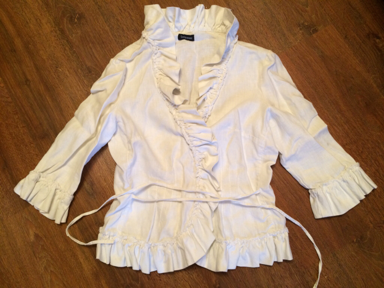 Одежда 42-44-46 новая и в идеале. Дешево.