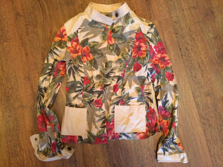 Одежда 42-44-46 новая и в идеале. Дешево.