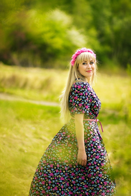 Девочки помогите расскажите....