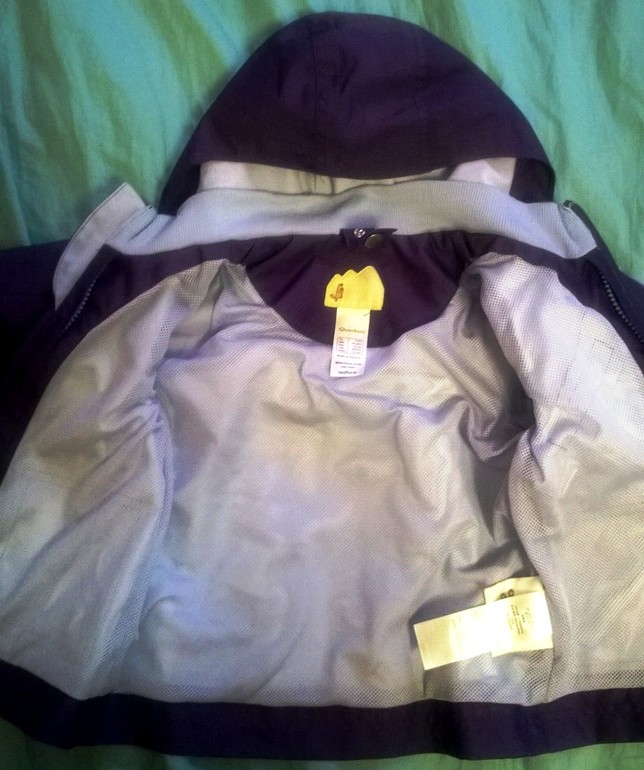 Две демисезонные куртки. Одна - 1000р, две за 1800 рублей