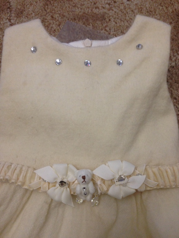 Продаю красивую одежду б/у для девочки от 0 до 12 месяцев.