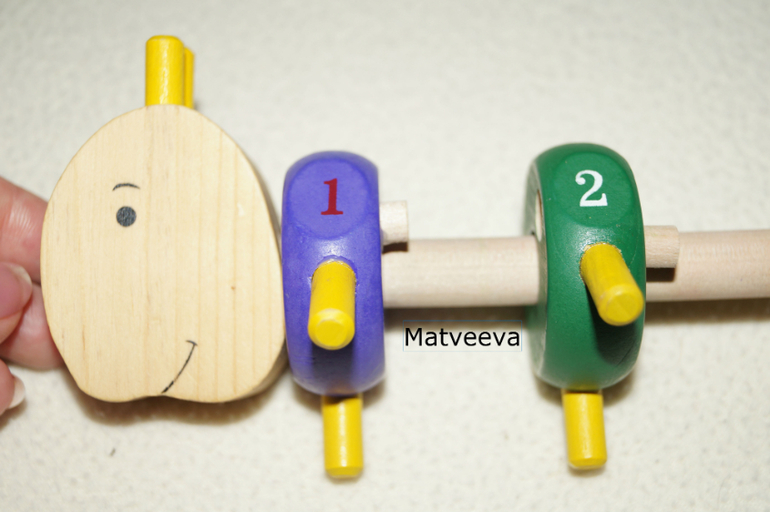 Наши деревянные игрушки 10 мес - до 1,7 . Часть 6.