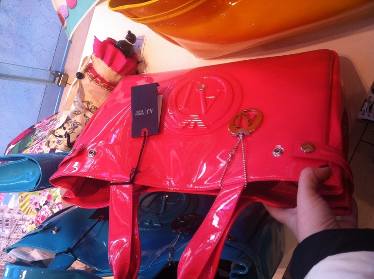 Итальянский пост!!!!!Февраль 2014г СОБРАНО ВСЕ ЦЕЛИКОМ!!!!!!Furla, Iceberg, Blumarine, ADD,Gufo