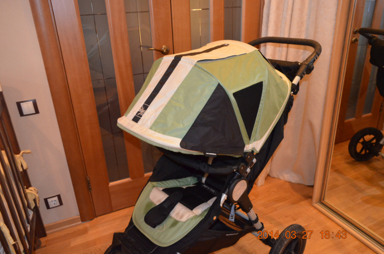 Прогулочная коляска Baby Jogger City Elite