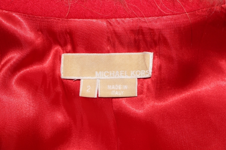 Пальто Mikhael Kors первая линия, и Emilio Pucci 100%оригинал.
