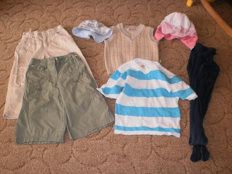 Отдам детское на 1-1,5  и  2 года