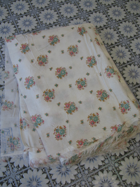 Отрезы ткани ,мех нат. .... почта .