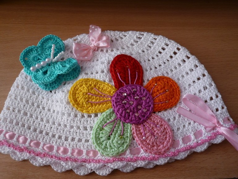 Летние шапочки для модниц