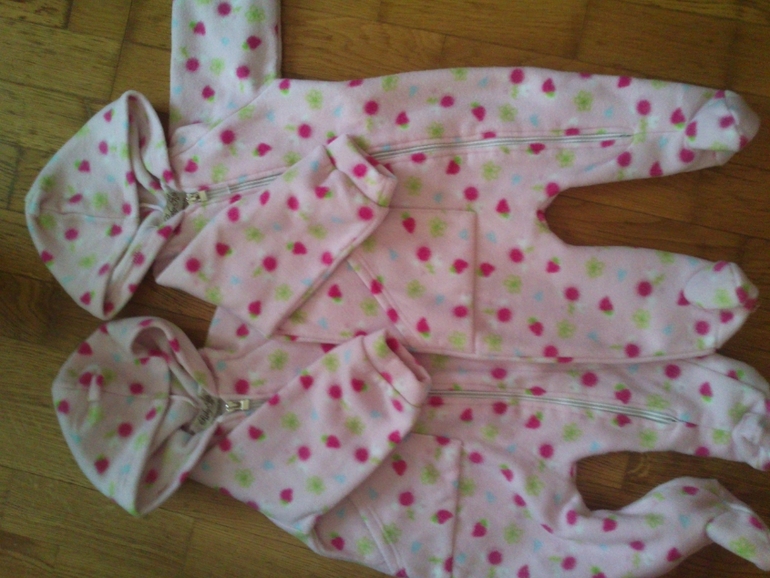 Продам кресла для кормления и много вещей, босоножки по хорошей цене