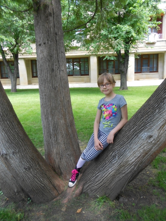 Гуляли в субботу в парке)