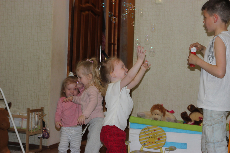 Лягушки-путешественницы или погодочки вместе 1 год 7 месяцев)