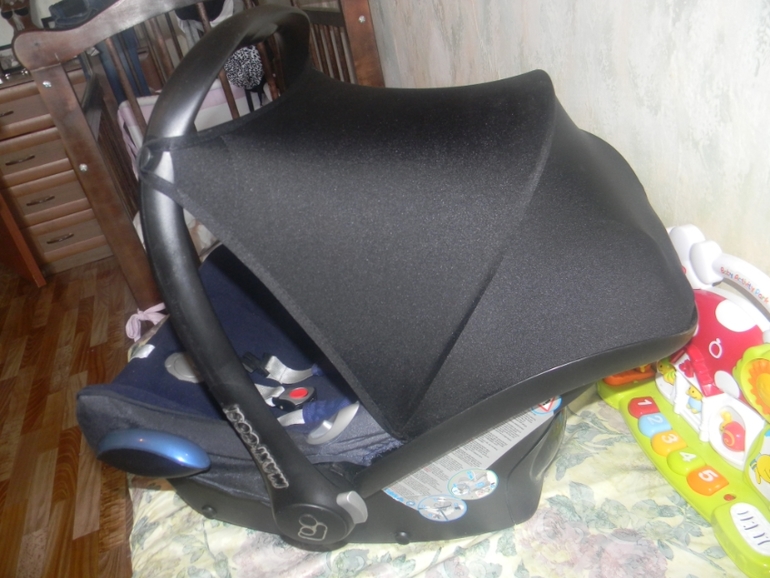 Автокресло Maxi-cosi CabrioFix + в подарок ходунки
