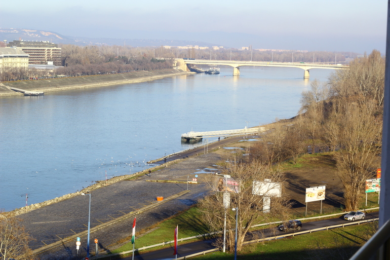 Будапешт, зарисовки заточенного в номере)