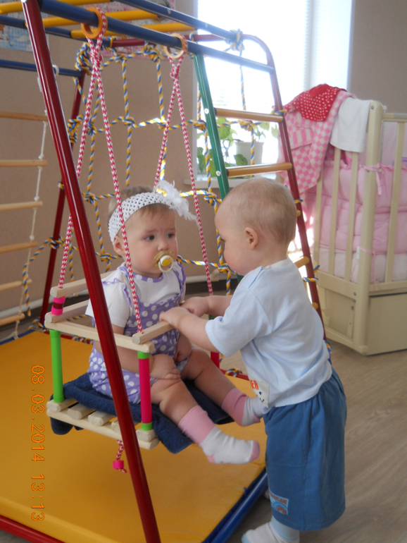 8 марта - нам 1 годик!