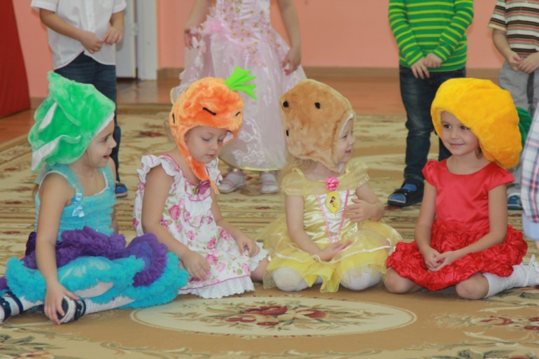 Осенний утренник / София