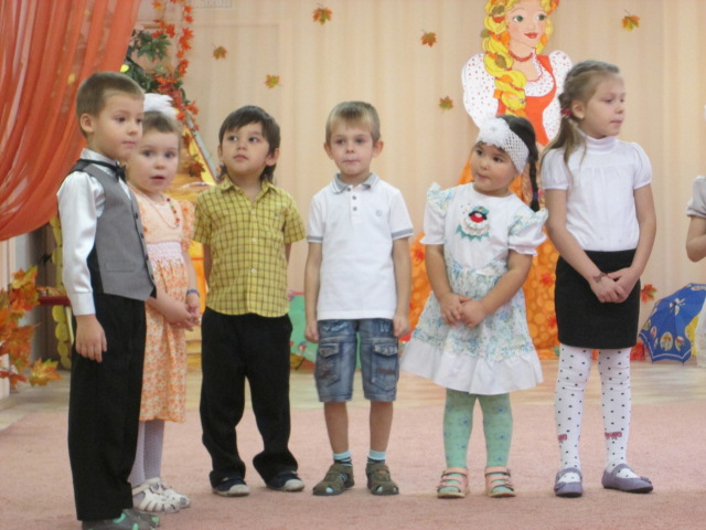 Праздник осени 29 октября)))