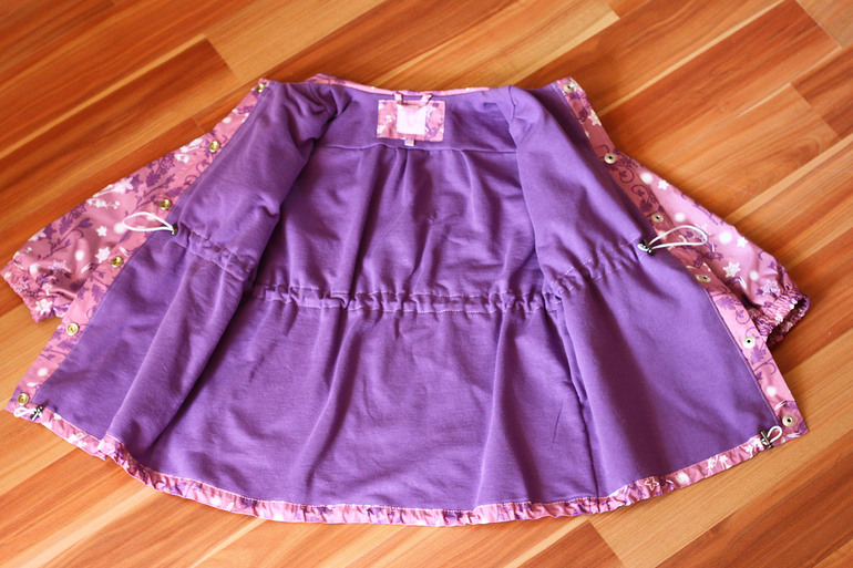 Наконец-то готов плащ