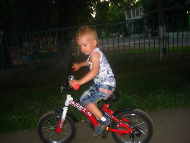 напишу для общества как выбирать велосипед ребенку.Много текста