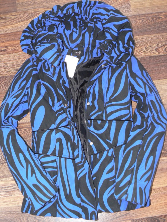 Верхняя Одежда женская (Куртки, пуховики, пальто и т.д) новые и б/у