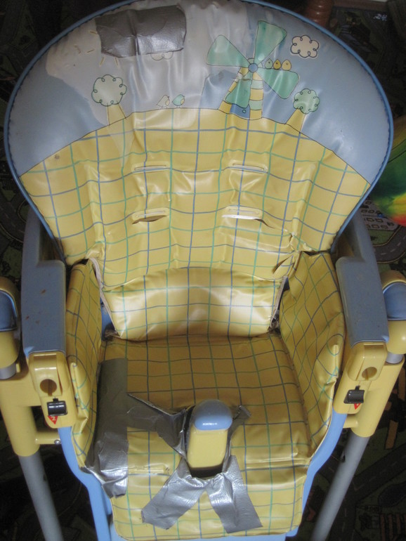 Б/у Стульчик для кормления Peg-Perego Prima Pappa 1000 руб