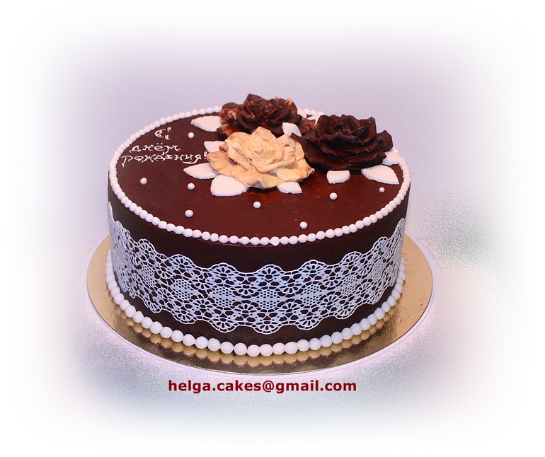 Безмастичный с шоколадными розами...