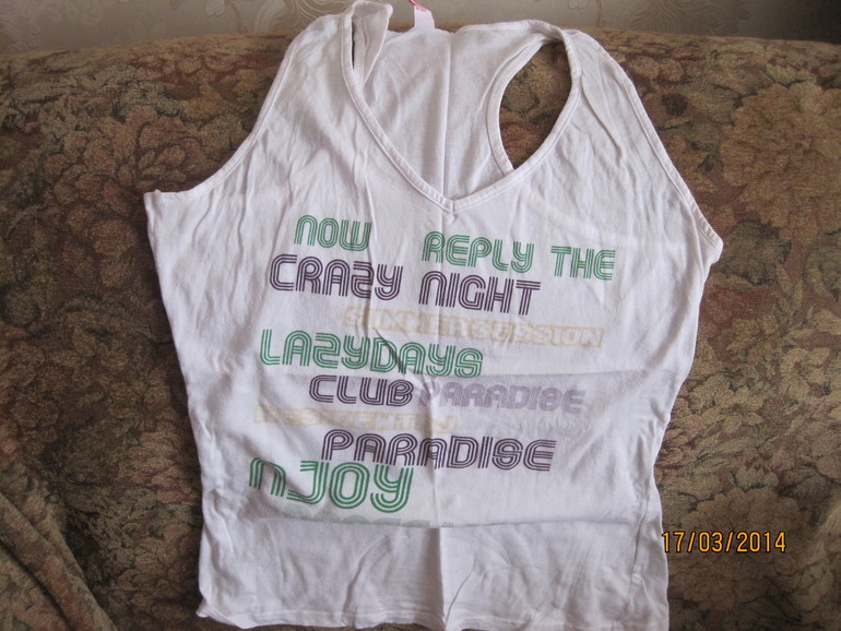 Отдам даром одежду для девочки подростка