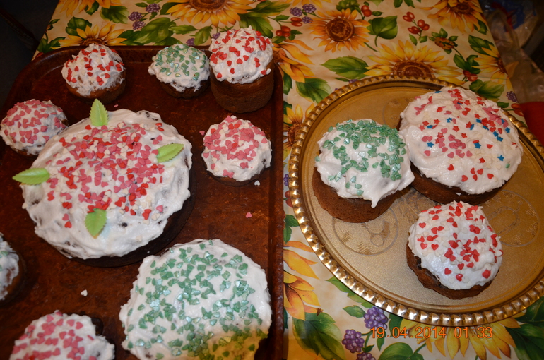 Наши куличи и яйца)