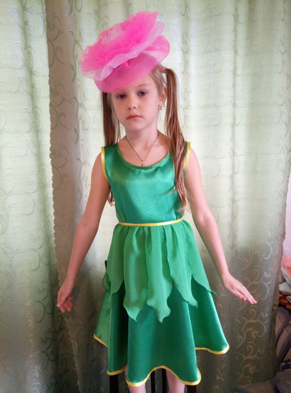 Детское нарядное платье Мерсия ванильное, сиреневое