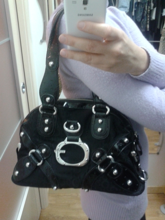 Сумка GUESS. Оригинал. В идеале. 2500руб.