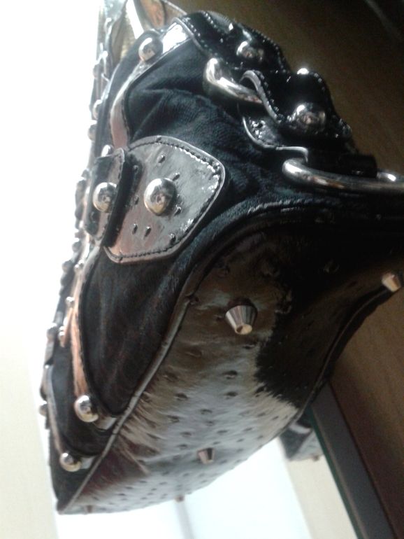 Сумка GUESS. Оригинал. В идеале. 2500руб.