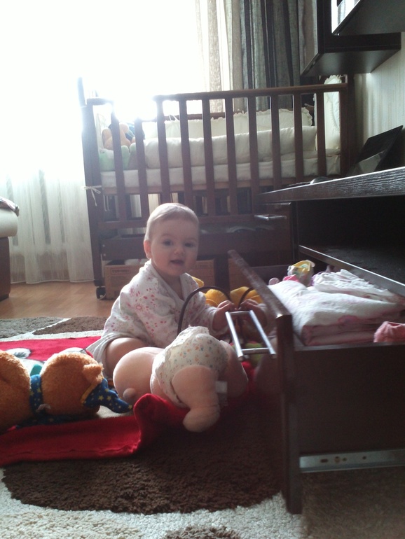 Моя Лерка никогда не спит....